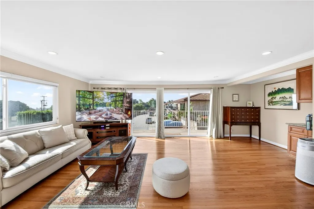 Additional image 13 of 1516 W 5th Street, San Pedro, CA 90732