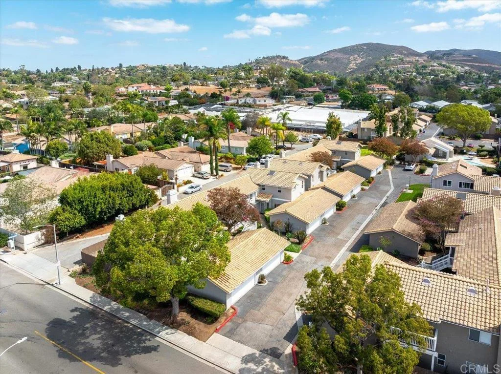 1320 Palomar Place, Vista, CA 92084