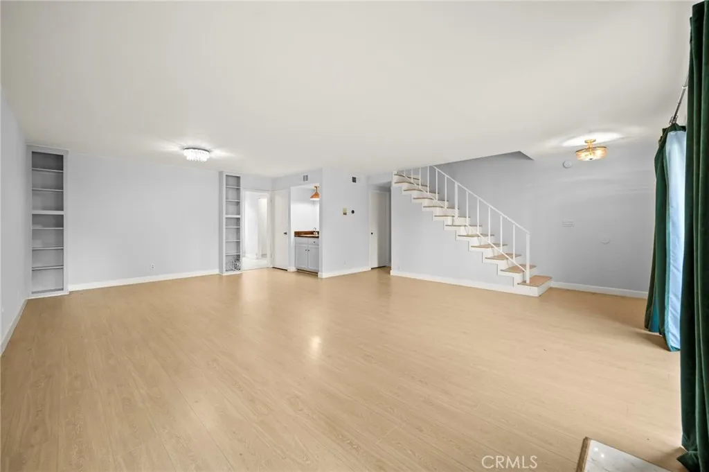 Additional image 6 of 5115 Kester Ave Unit 7, Sherman Oaks, CA 91403