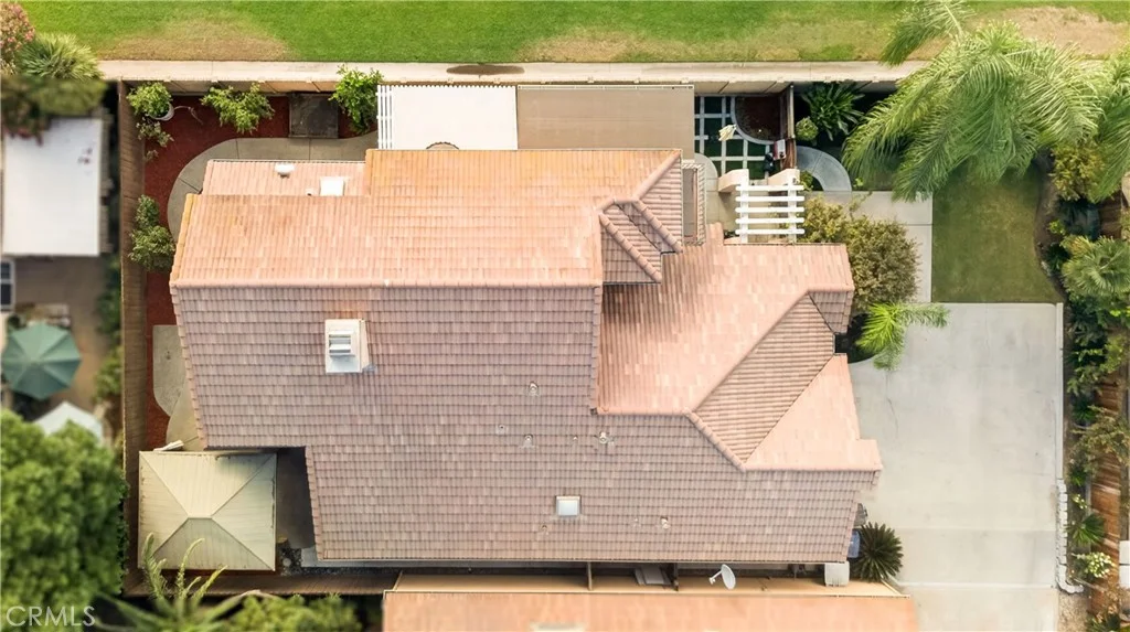 645 E Champlain Dr, Fresno, CA 93730