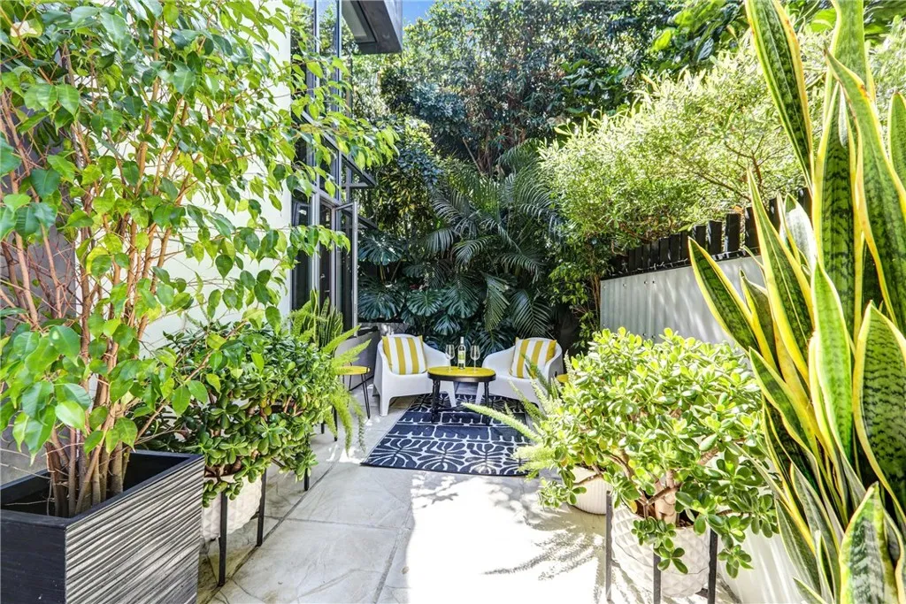 Additional image 5 of 1120 N El Centro Ave Unit 5, Los Angeles, CA 90038