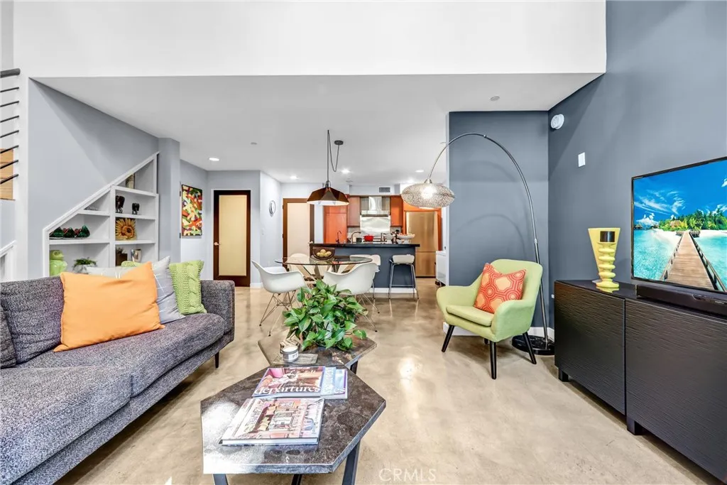 Additional image 39 of 1120 N El Centro Ave Unit 5, Los Angeles, CA 90038