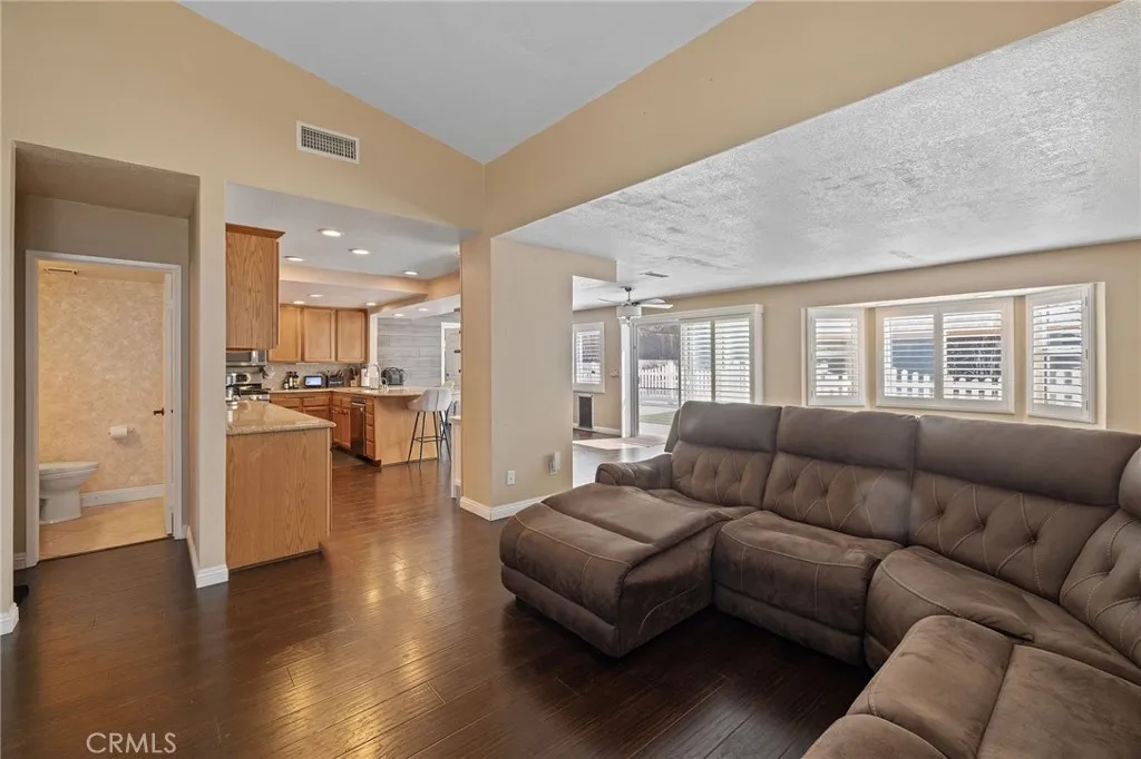 Additional image 13 of 42014 Roanoake St., Temecula, CA 92591