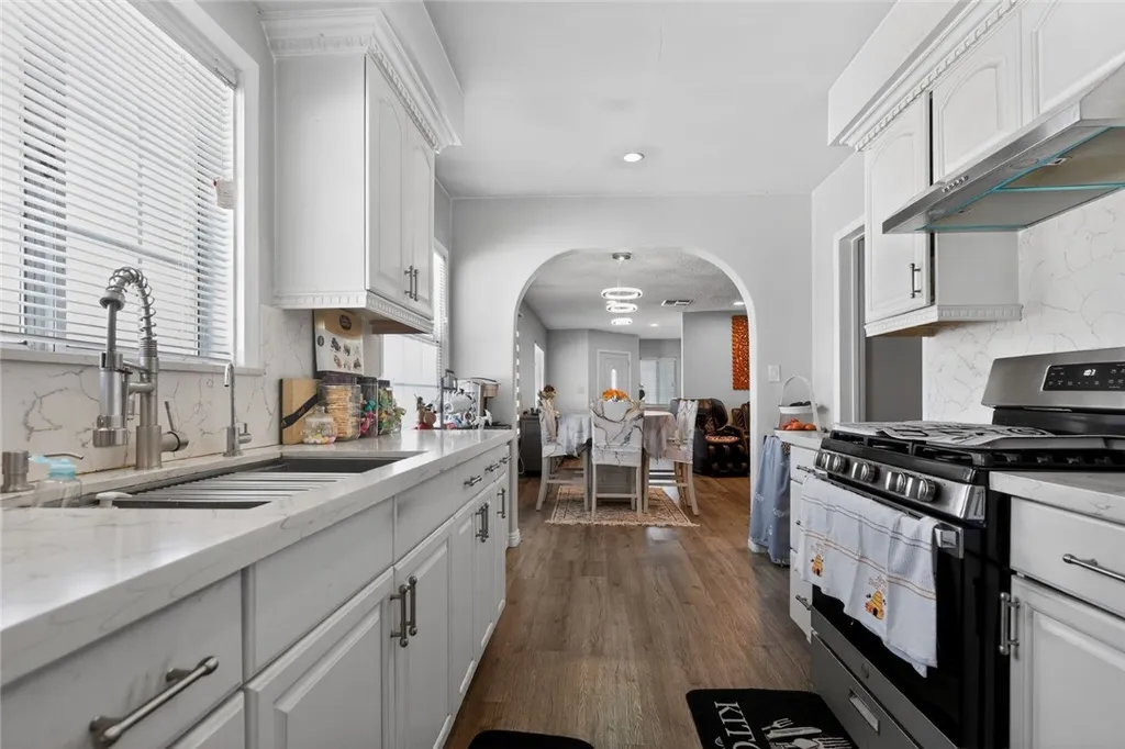 Additional image 8 of 11951 Oxford Ave, Hawthorne, CA 90250