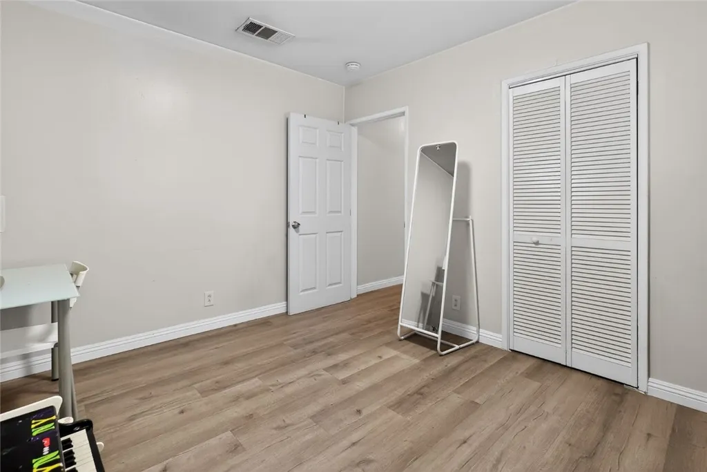 Additional image 10 of 11951 Oxford Ave, Hawthorne, CA 90250