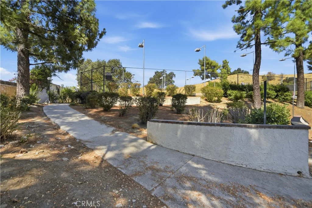 25039 Peachland Avenue Unit 204, Newhall, CA 91321