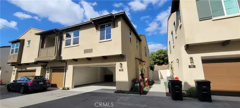 304 Vista Unit 100, La Habra, CA MLS: DW25029558
