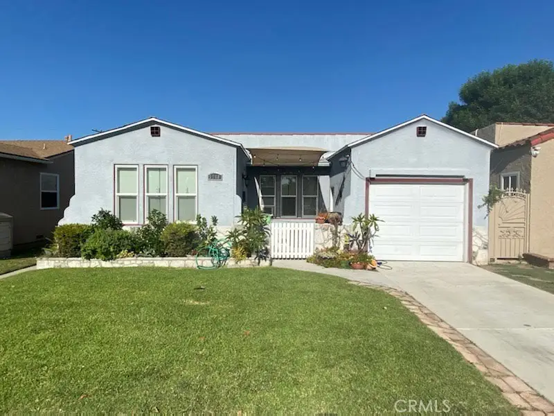 5948 Walnut Avenue, Long Beach, CA 90805