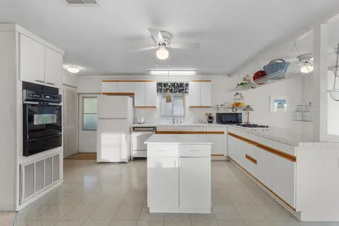 8128 Royal Park Lane, El Cajon, CA MLS: PTP2501230