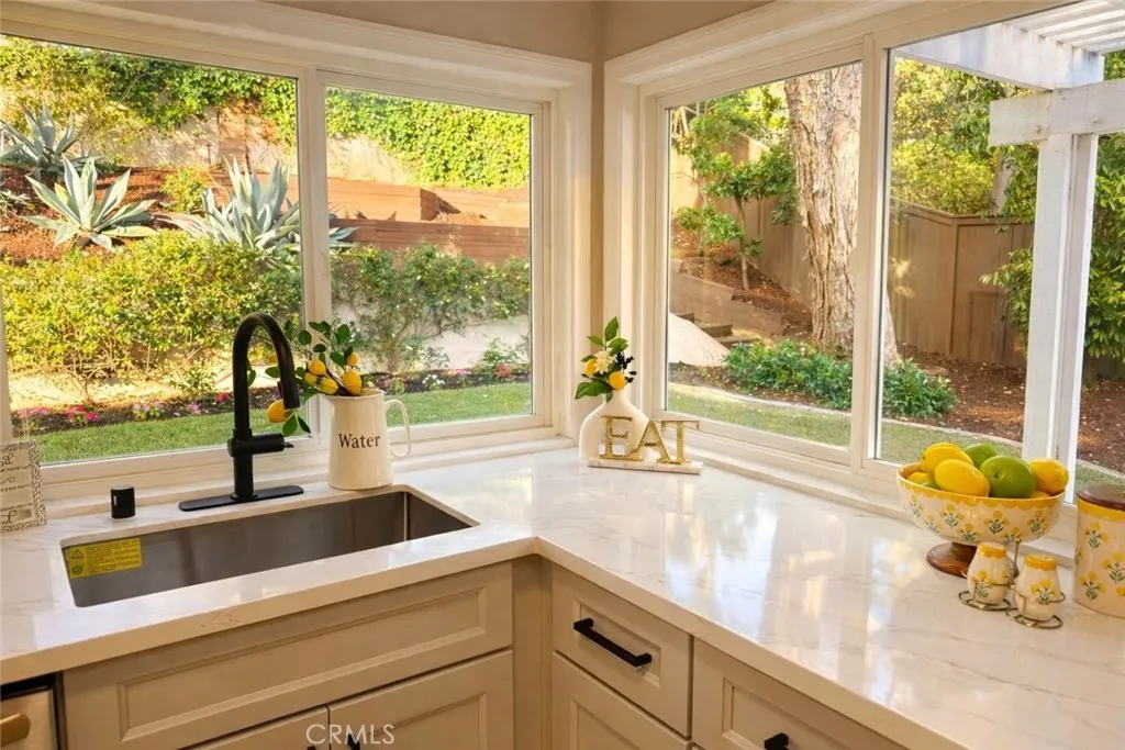 Additional image 17 of 15 Rippling Stream, Irvine, CA 92603