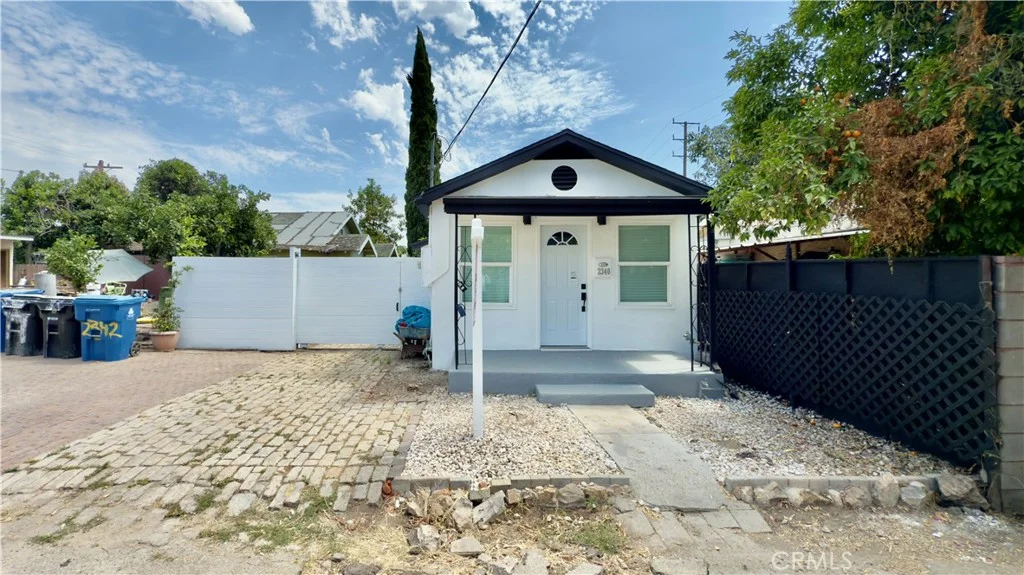 2340 N Thomas St, Los Angeles, CA 90031