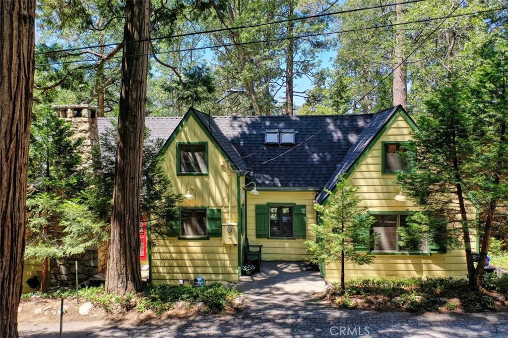 220 C Lane, Lake Arrowhead, CA 92352 - MLS#: RW23083662