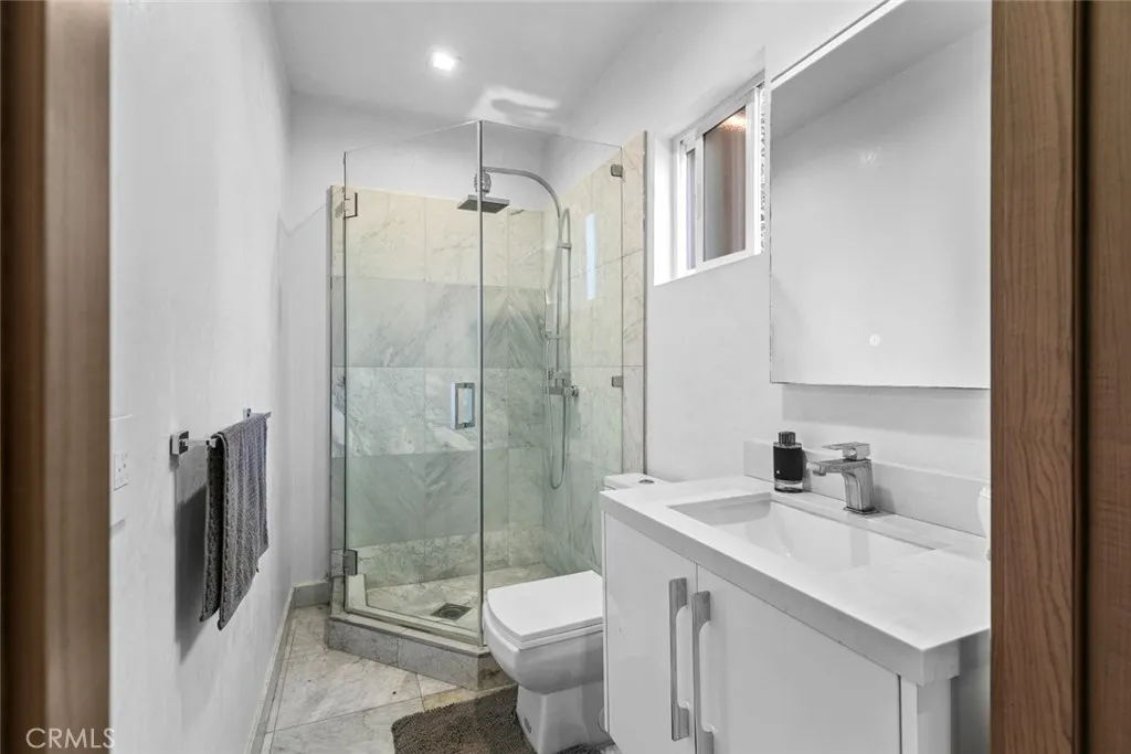 Additional image 45 of 2640 N Keystone Street, Burbank, CA 91504