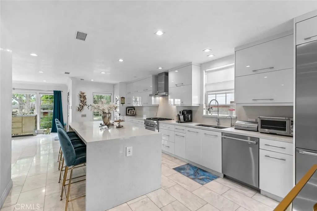 Additional image 11 of 2640 N Keystone Street, Burbank, CA 91504