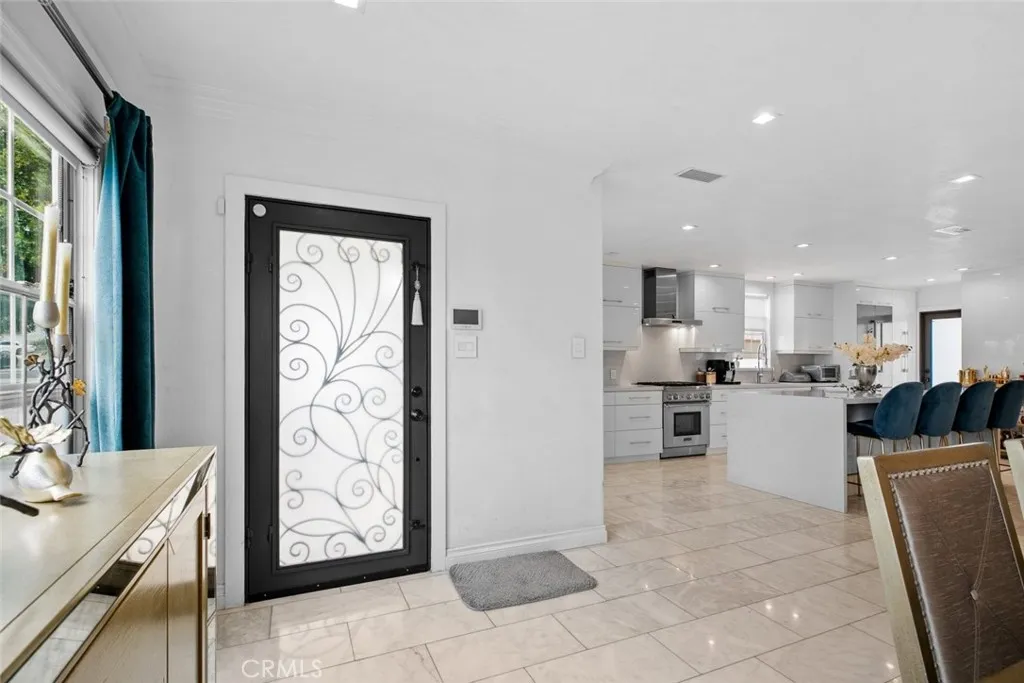 Additional image 7 of 2640 N Keystone Street, Burbank, CA 91504