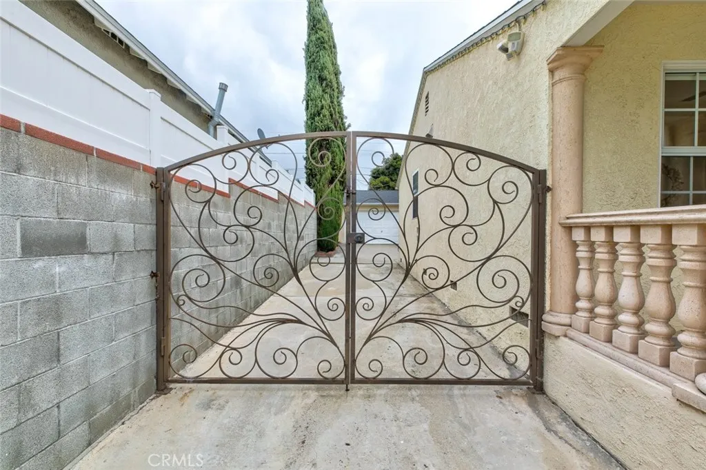 Additional image 52 of 2640 N Keystone Street, Burbank, CA 91504