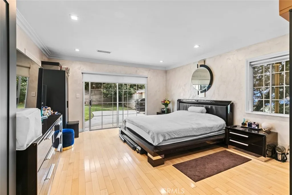 Additional image 31 of 2640 N Keystone Street, Burbank, CA 91504