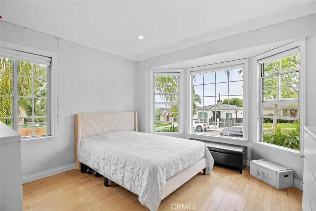 Additional image 72 of 2640 N Keystone Street, Burbank, CA 91504