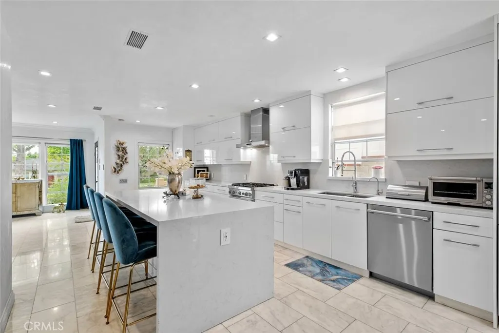 Additional image 56 of 2640 N Keystone Street, Burbank, CA 91504