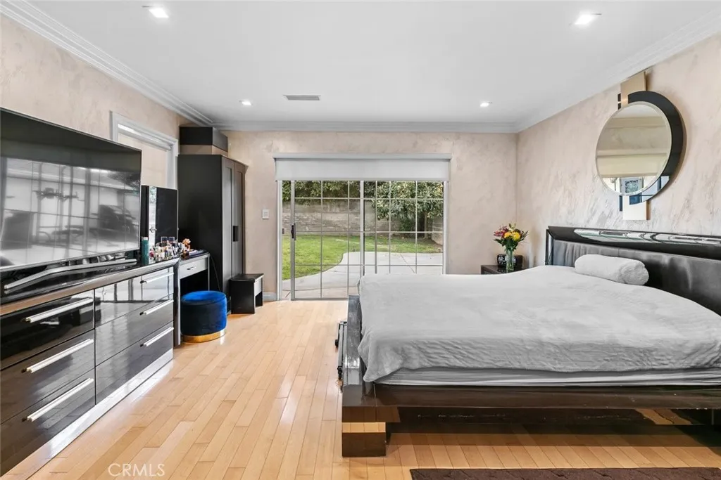 Additional image 79 of 2640 N Keystone Street, Burbank, CA 91504