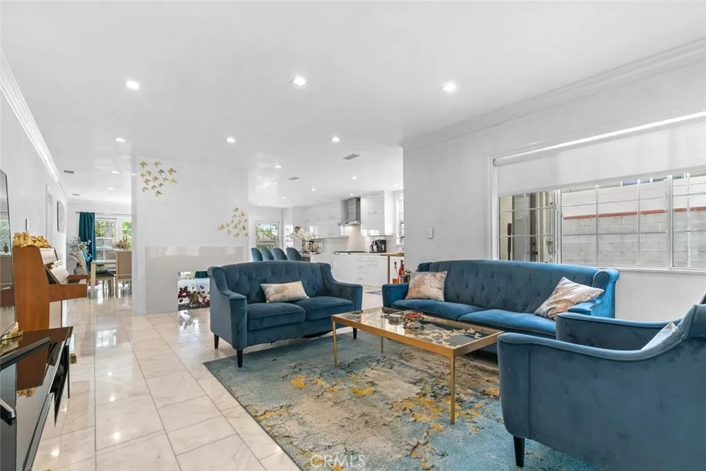 Additional image 66 of 2640 N Keystone Street, Burbank, CA 91504