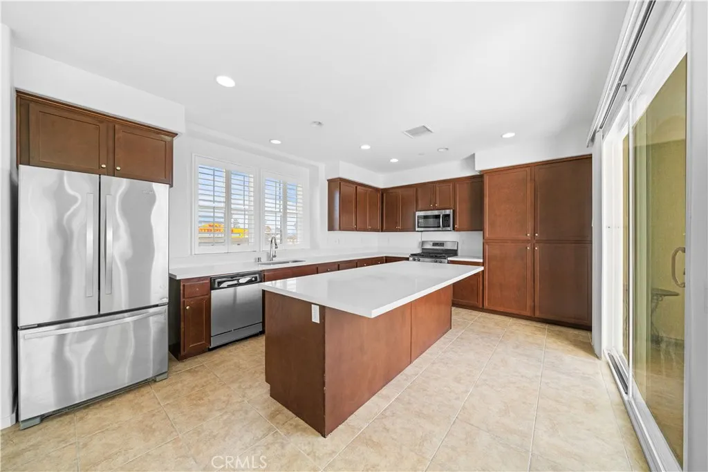 Additional image 12 of 227 Promenade St, Pomona, CA 91767