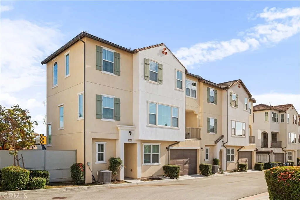 Additional image 2 of 227 Promenade St, Pomona, CA 91767