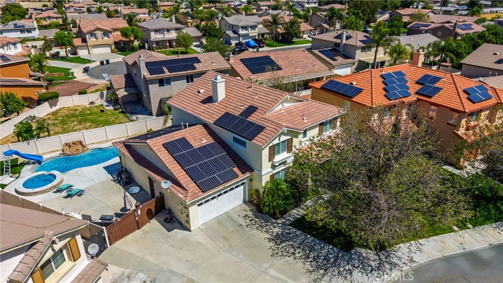 1387 Arrivo Court, San Jacinto, CA 92582