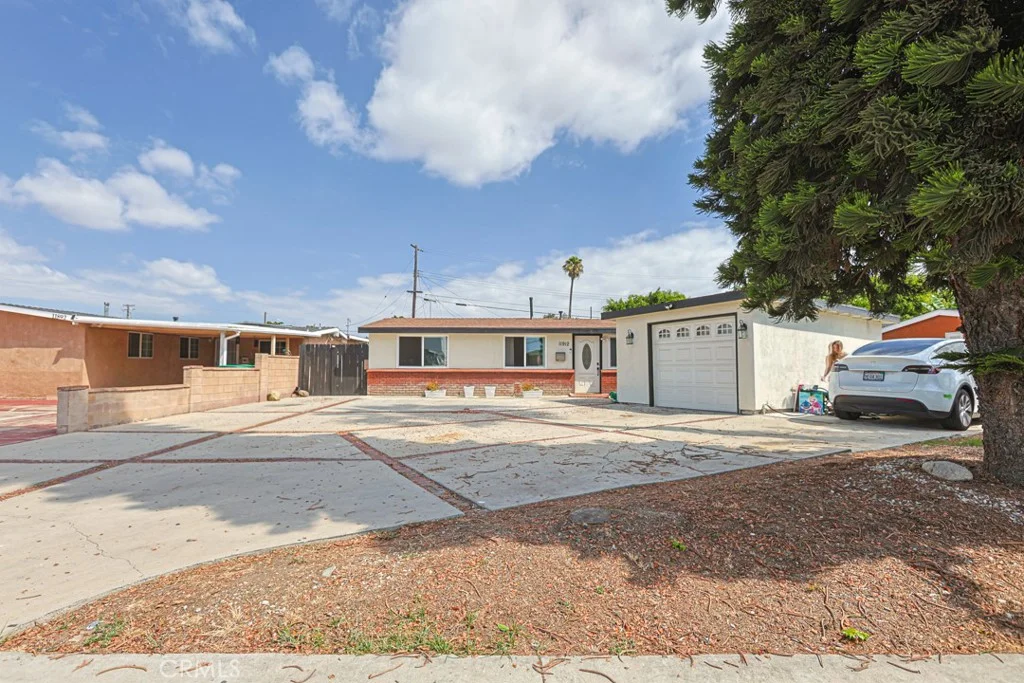 11912 Arthur Dr, Anaheim, CA 92804