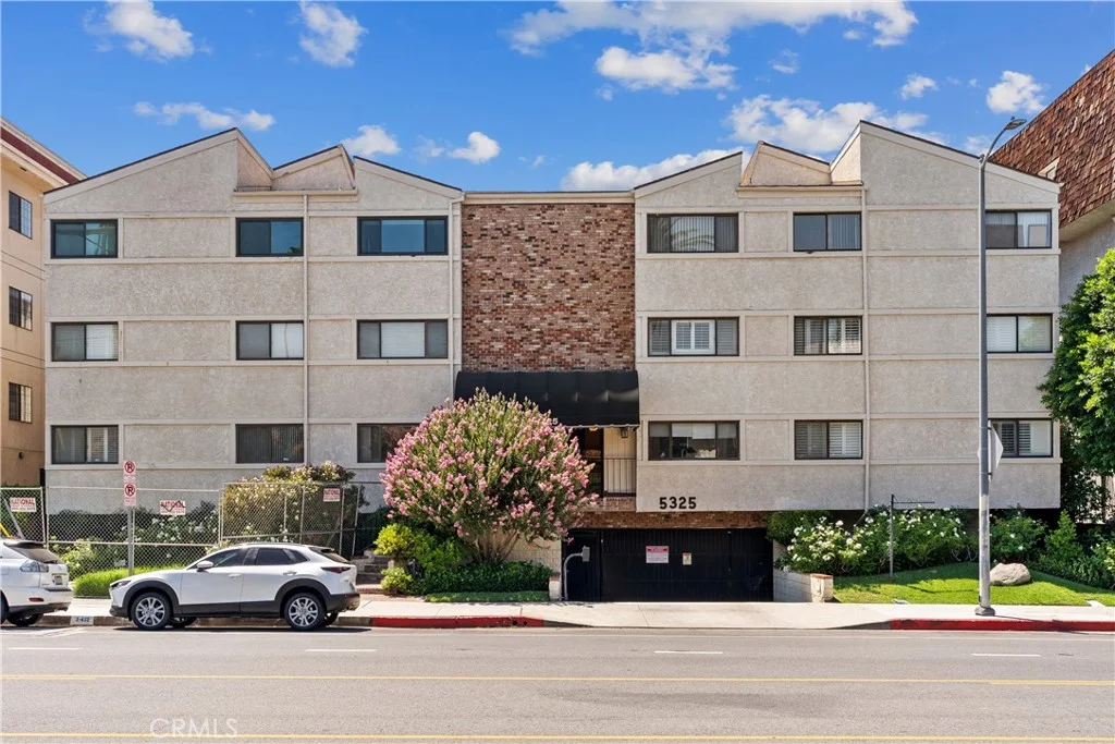 5325 Lindley Avenue Unit 106, Tarzana, CA 91356