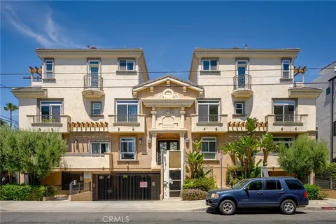11323 Huston Street Unit 1, North Hollywood, CA MLS: GD25080233