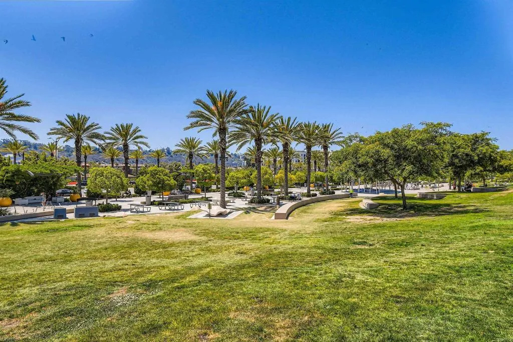 8571 Aspect Dr, San Diego, CA 92108