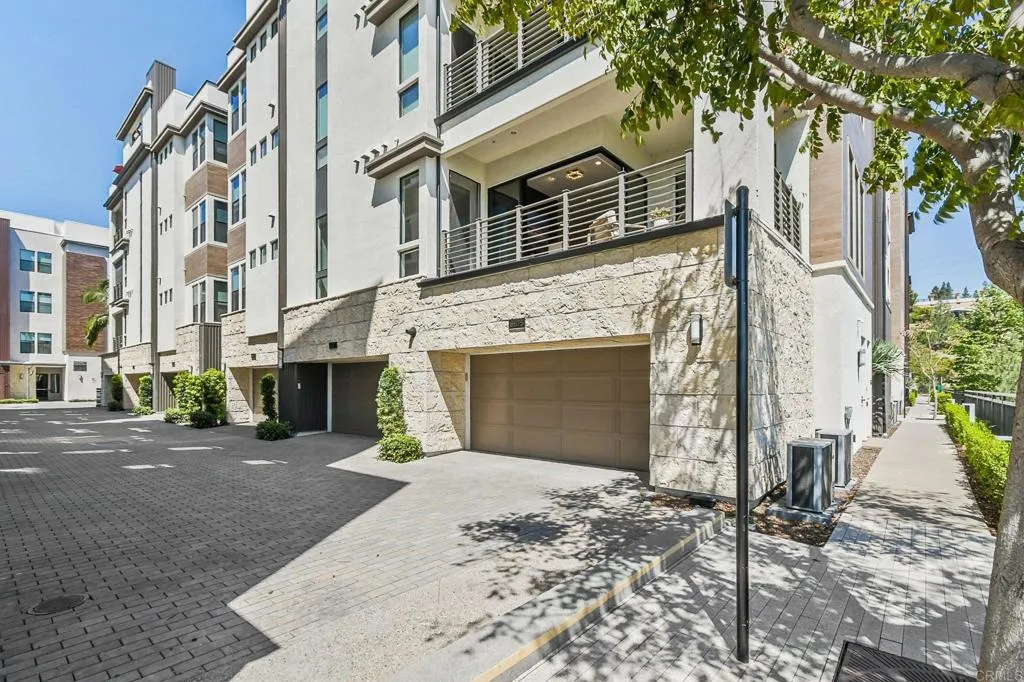 Additional image 70 of 8571 Aspect Dr, San Diego, CA 92108