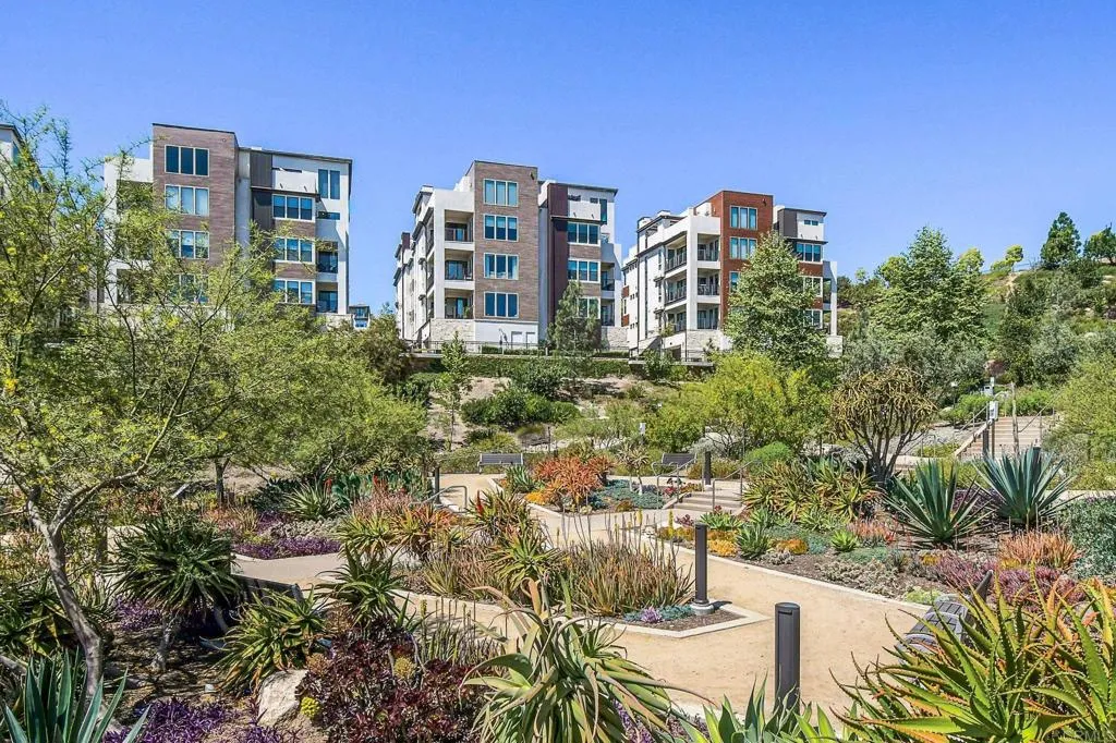 Additional image 38 of 8571 Aspect Dr, San Diego, CA 92108