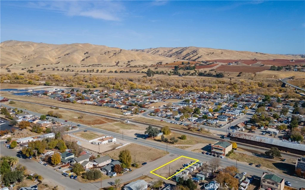 Mission St, San Miguel, CA 93451