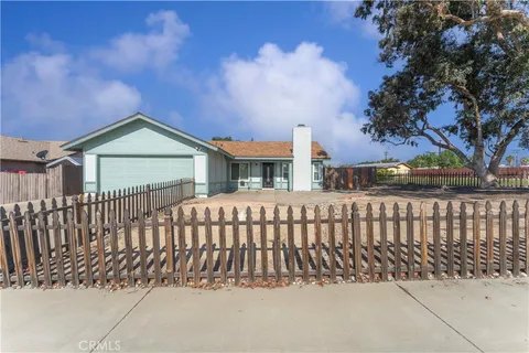8328 Edwin Street, Rancho Cucamonga, CA MLS: AR25109049