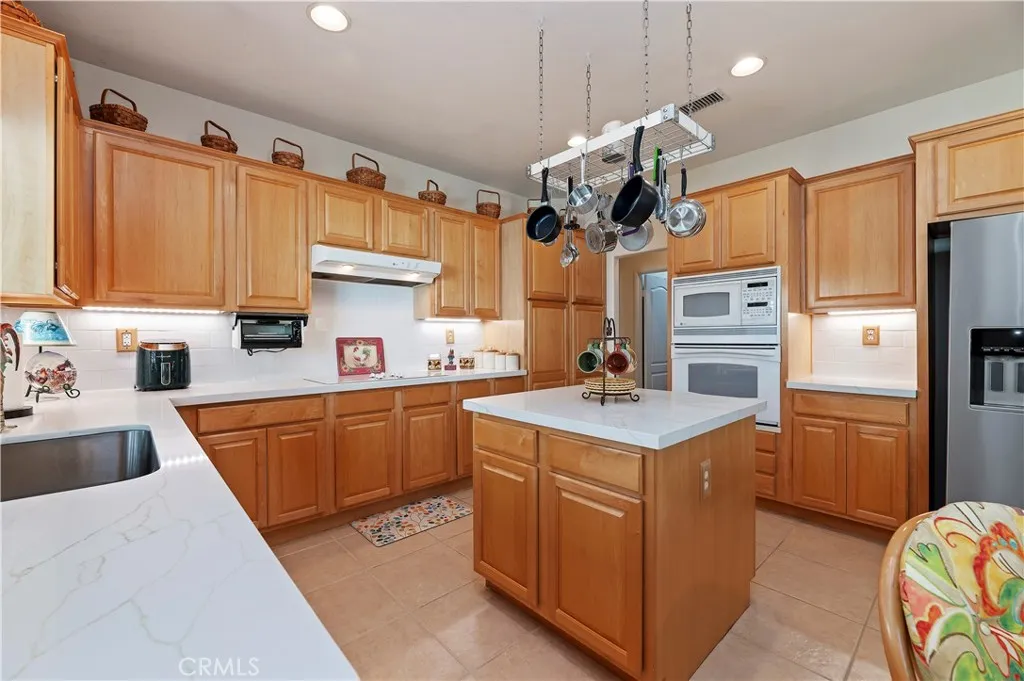Additional image 88 of 24178 Via Llano, Murrieta, CA 92562