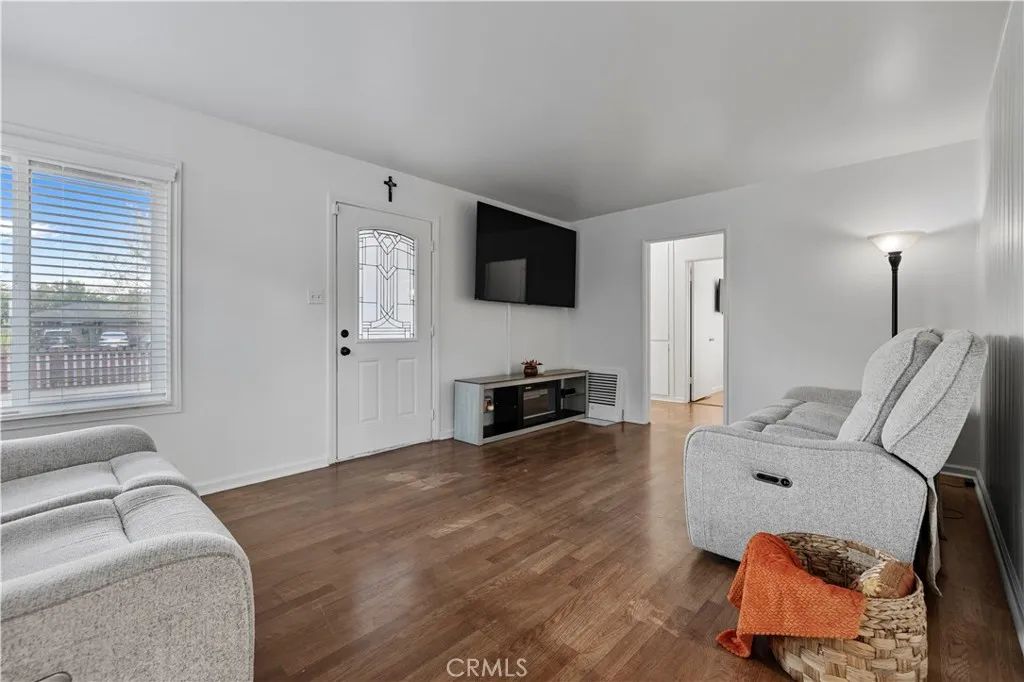 Additional image 7 of 38609 Ladelle Avenue, Palmdale, CA 93550