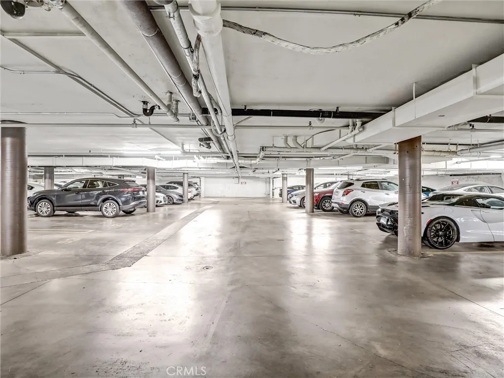 Additional image 54 of 440 Veteran Avenue Unit 102, Los Angeles, CA 90024