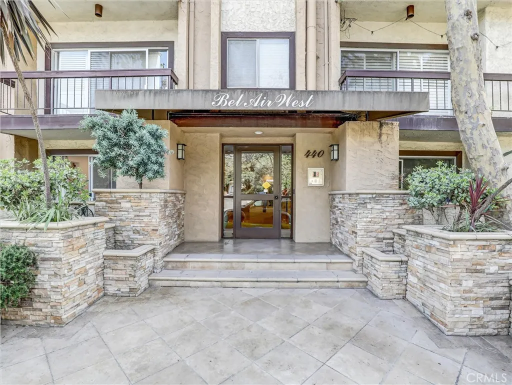 Additional image 2 of 440 Veteran Avenue Unit 102, Los Angeles, CA 90024