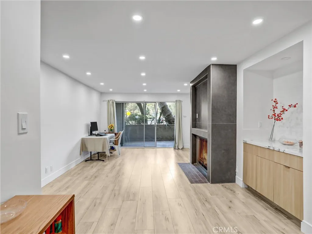 Additional image 11 of 440 Veteran Avenue Unit 102, Los Angeles, CA 90024