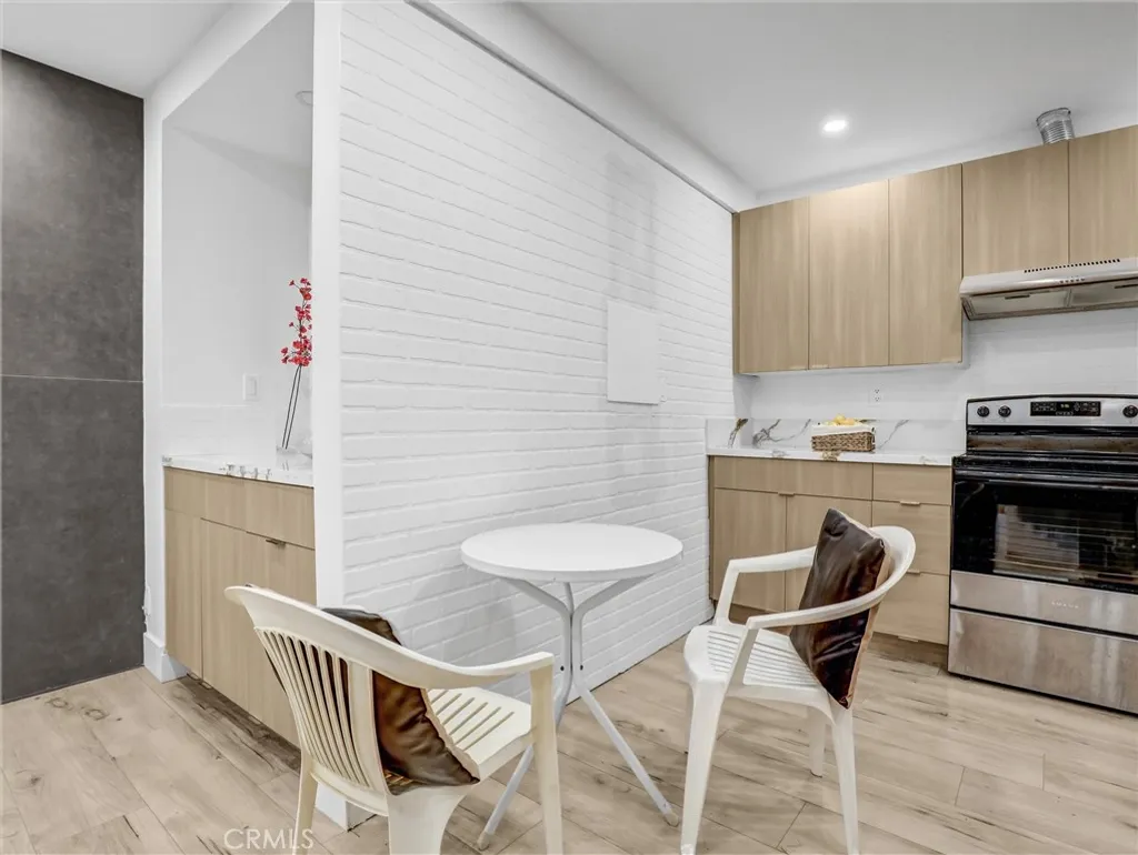 Additional image 19 of 440 Veteran Avenue Unit 102, Los Angeles, CA 90024