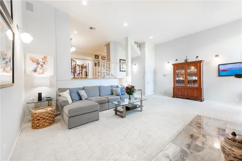 5229 Balboa Boulevard Unit 19, Encino, CA 91316 - MLS#: SR25072253
