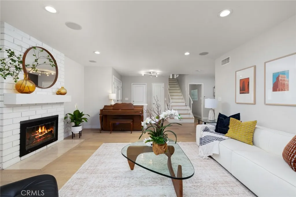 Additional image 67 of 348 N Mountain Ave, Monrovia, CA 91016