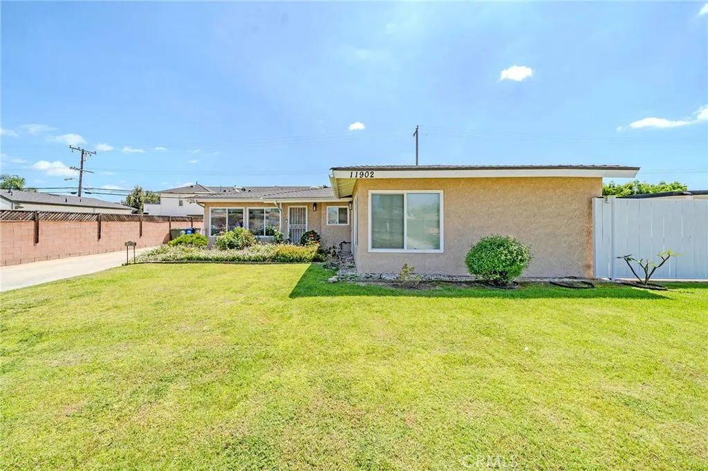 Additional image 68 of 11902 206th St, Lakewood, CA 90715