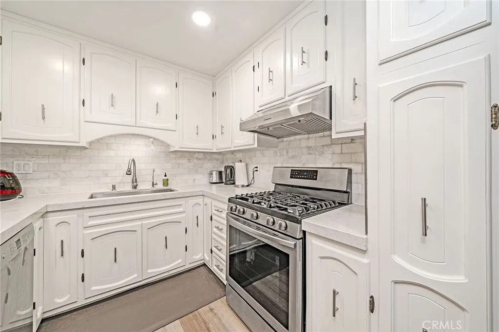 Additional image 41 of 11902 206th St, Lakewood, CA 90715