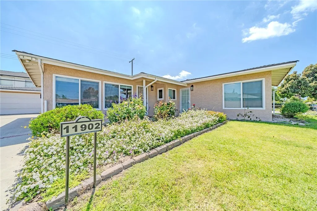 Additional image 35 of 11902 206th St, Lakewood, CA 90715