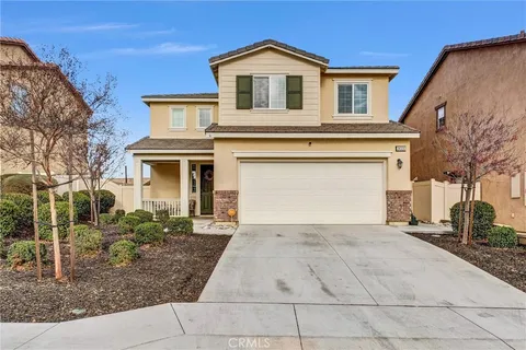 24326 Red Spruce Avenue, Murrieta, CA 92562 - MLS#: CV25028392