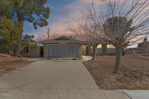 16500 Del Norte Drive, Mojave, CA MLS: V1-27938