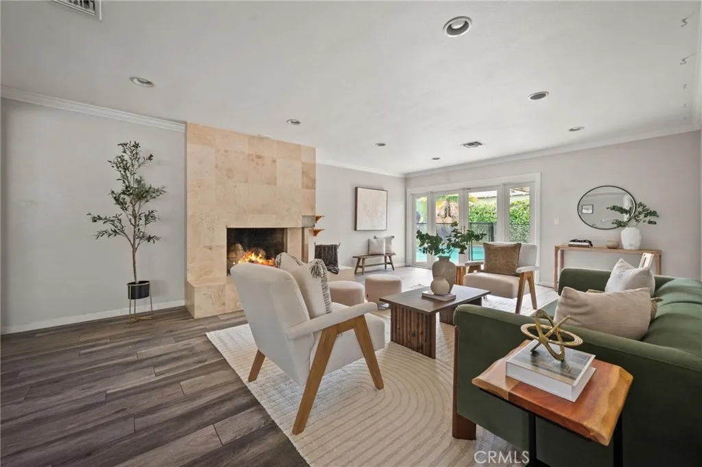 Additional image 32 of 7027 Gloria Avenue, Lake Balboa, CA 91406